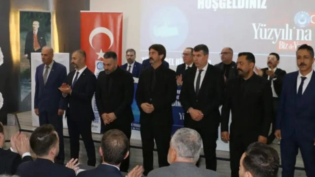 Manisa’da Hakan Göktaş yeniden başkan seçildi
