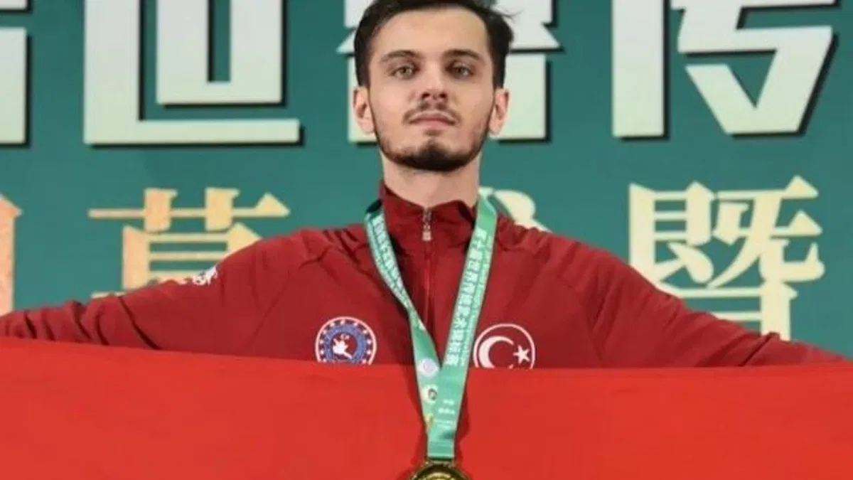 Sakaryalı sporcular Çin’de Dünya Şampiyonu oldu