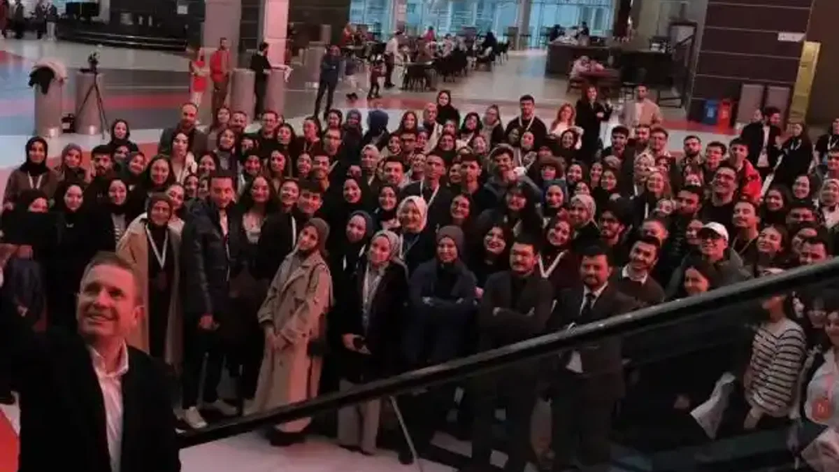 KADEME öğrencileri Erdoğan Arıkan İle "Etkili İletişim" etkinliğinde buluştu
