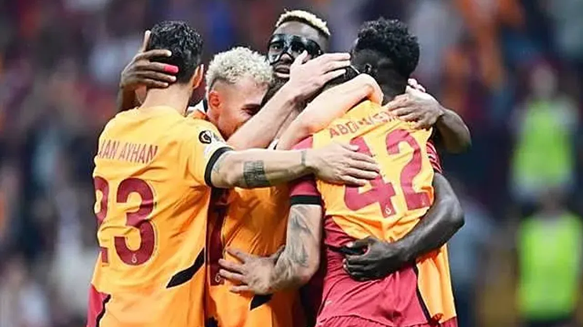 Galatasaray 3 - 1 PAOK (Maç Sonucu) Cimbom Avrupa'ya Aslan gibi başladı