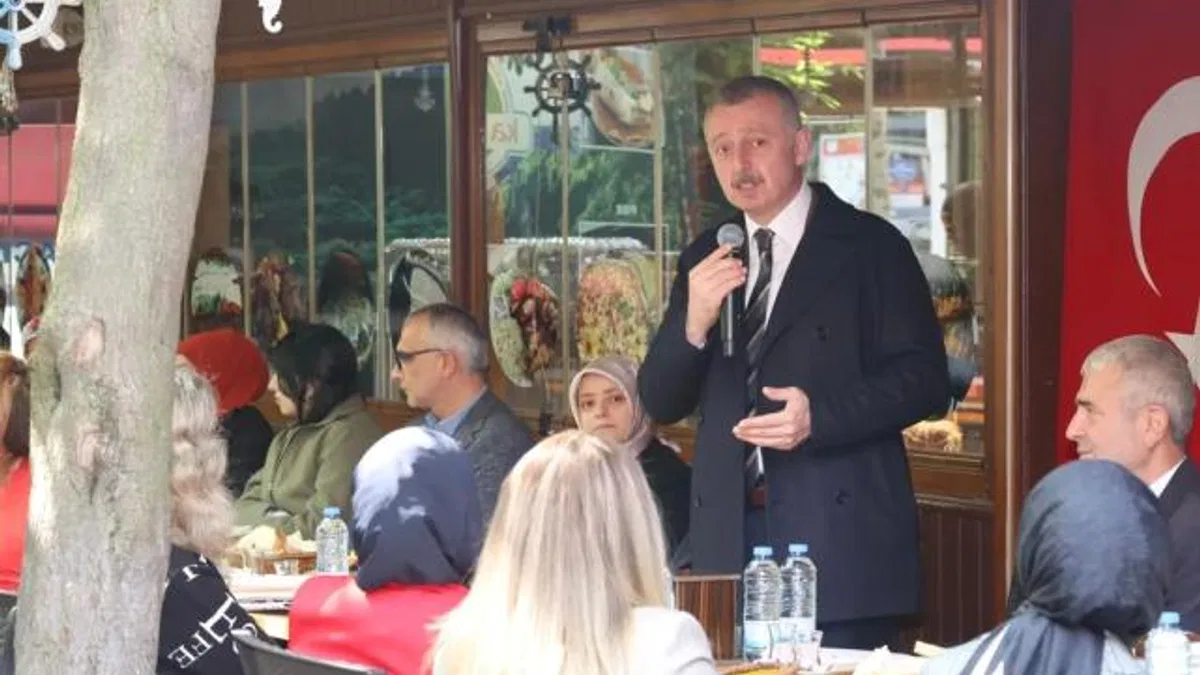 Gebze’de Başkan Büyükakın kadın esnaflarla buluştu