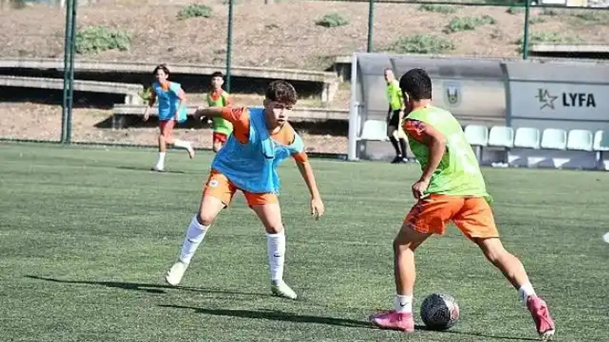 Lüleburgaz Yıldızları Futbol Akademisi'nde Milli Takım seçmeleri yapıldı