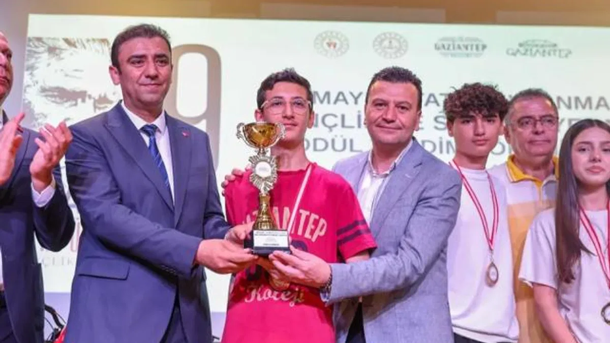 Gaziantep'te 19 Mayıs'ta ter döken yarışmacılar ödüllendirildi