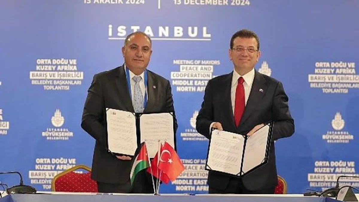 TBB ve İBB Başkanı Ekrem İmamoğlu'nun çağrısıyla İstanbul'da buluşan, 10 farklı ülke ve 15 şehirden gelen belediye başkanları, ortak bildiri yayınladı.