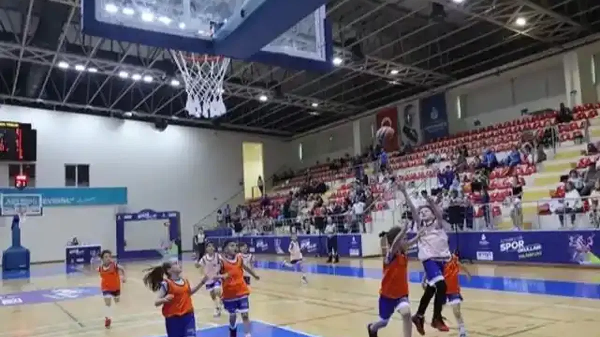 İBB Spor Okulları'nda yeni dönem başladı
