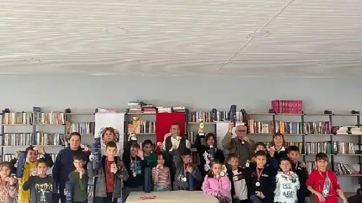 Seferihisar Belediyesi Mustafa Kemal Atatürk'ün ebediyete intikal edişini satranç turnuvası ile andı.