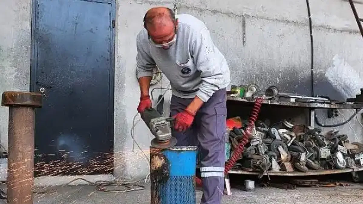 Çöp konteynerleri ve kovaları yenileniyor