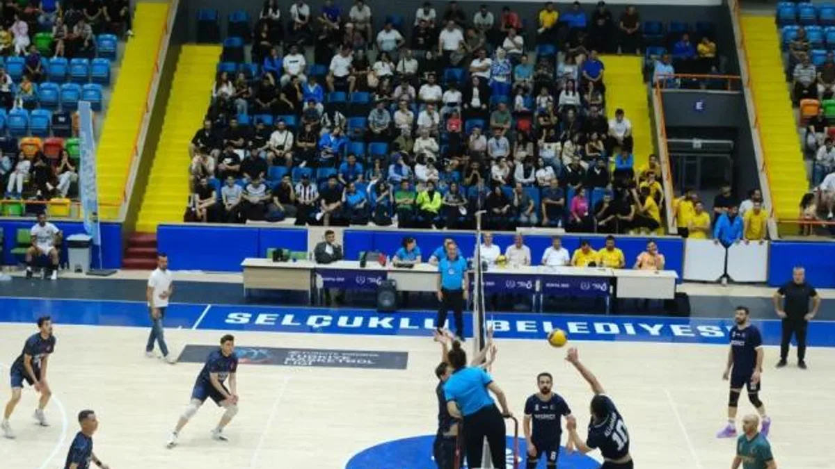 Konya’da ilçeler arası voleybol heyecanı başladı
