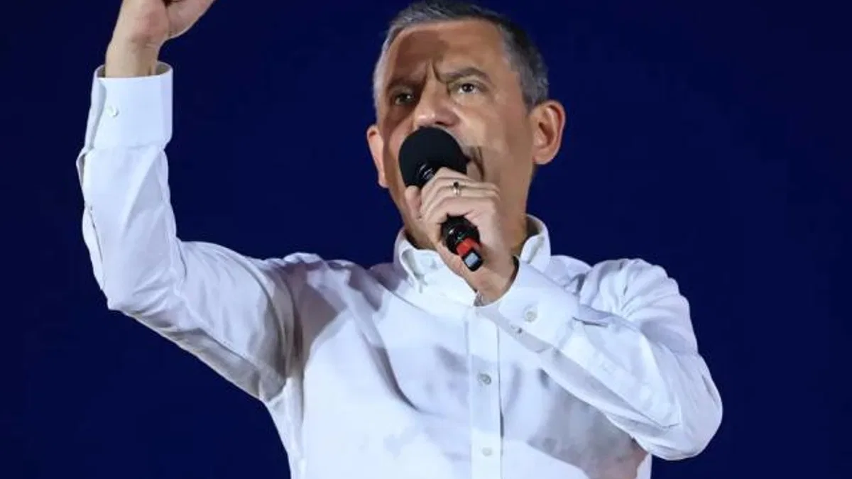 'Akın! Sert kayaya çarptın'a re'sen soruşturma! Özgür Özel'e re'sen soruşturma!