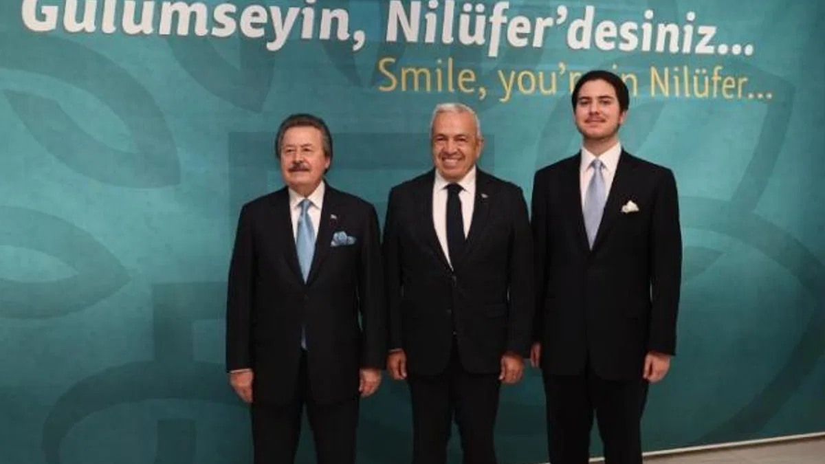 Cavit Çağlar’dan Başkan Şadi Özdemir’e ziyaret
