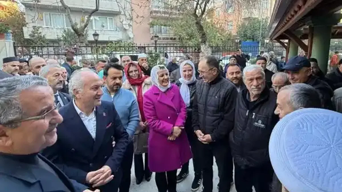 İzmit'te Başkan Hürriyet'ten sabah mesaisi