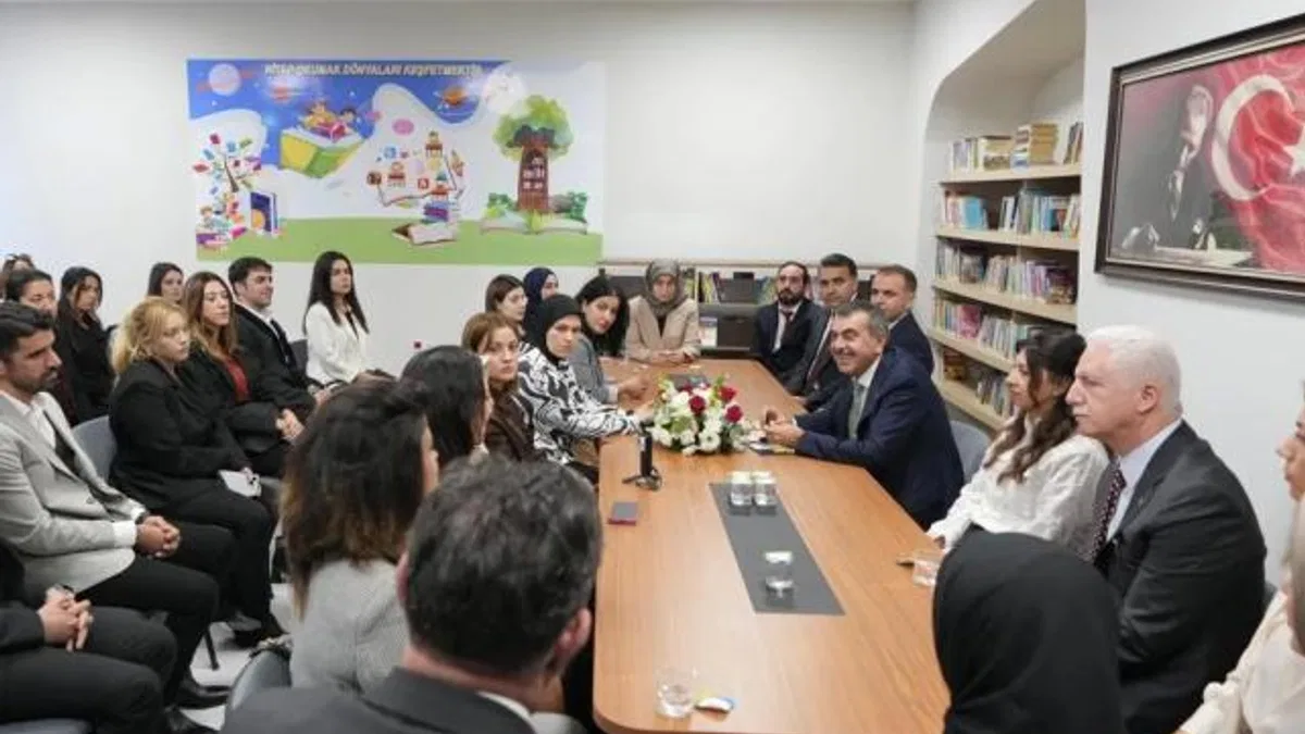 Öğretmenlerin ara tatil seminerleri çevrim içi olacak
