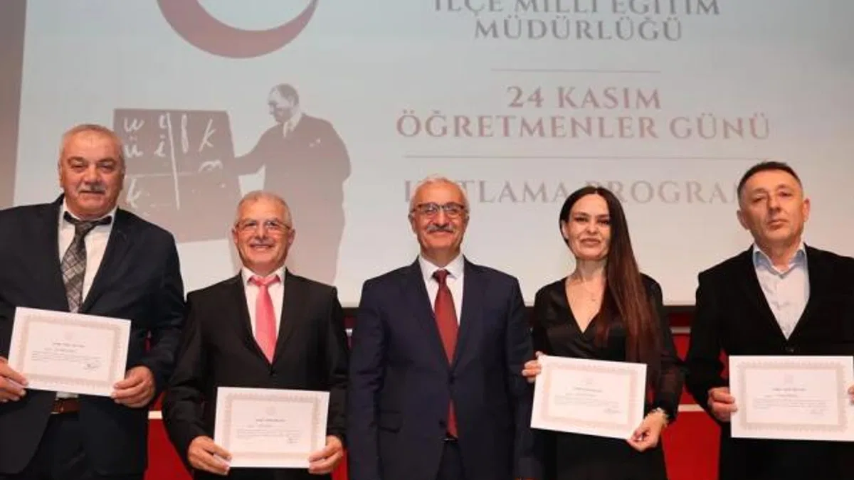 Gebze'de öğretmenler günü coşkusu