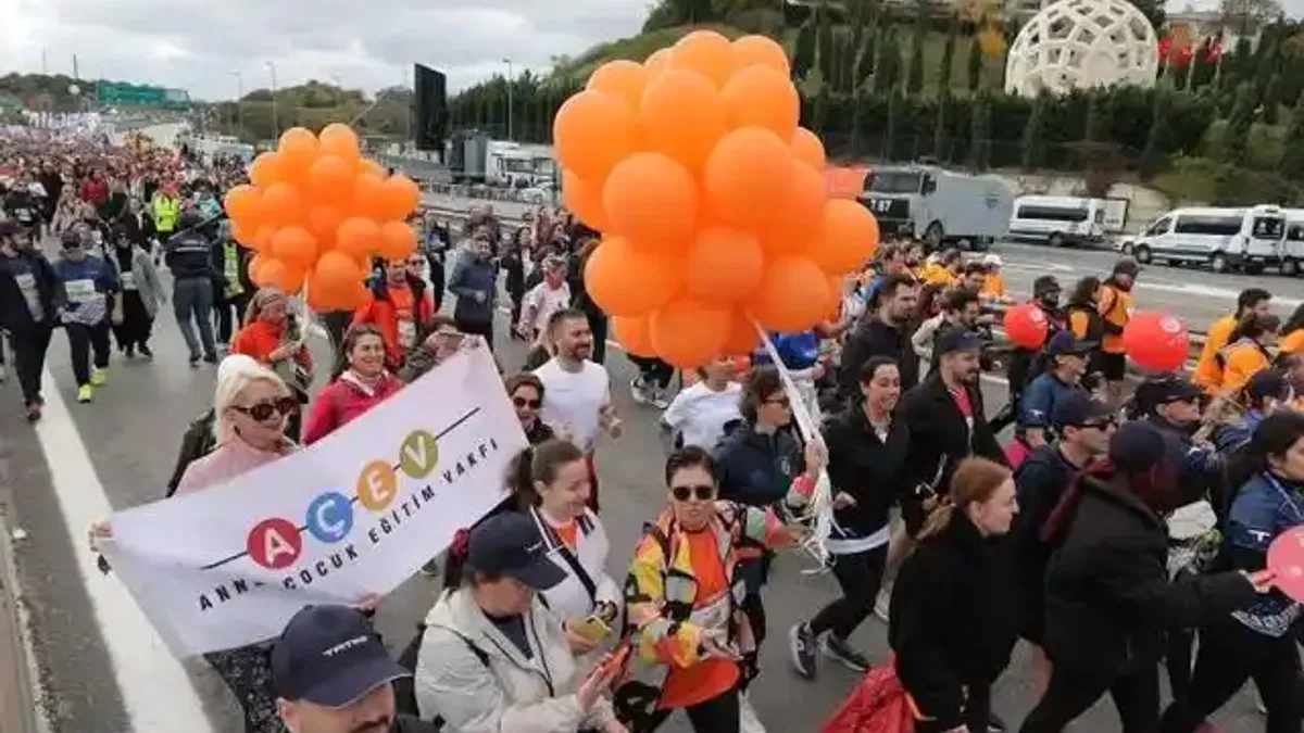 İstanbul'da maratonun hızı kayıtlara yansıdı