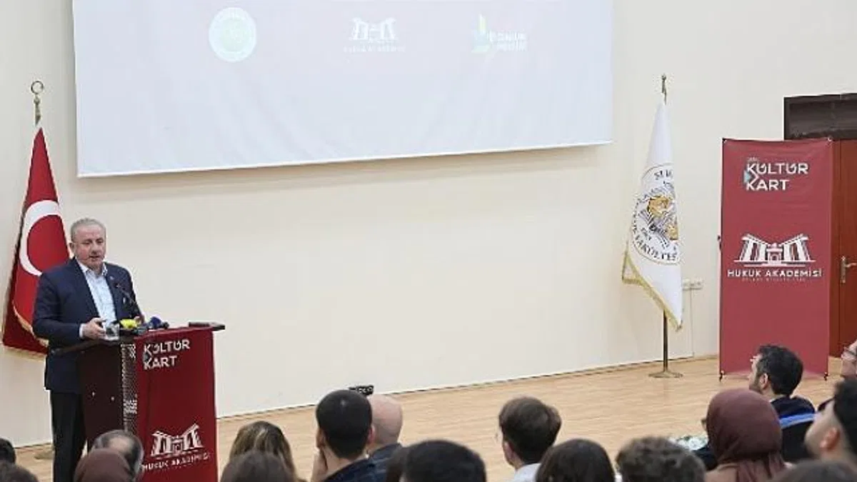 Prof. Dr. Şentop: "Filistin, Gazze ve Kudüs 2. Dünya Savaşı Sonrası Tahkim Edilen Dünya Düzeninin Anahtar Kelimeleridir"