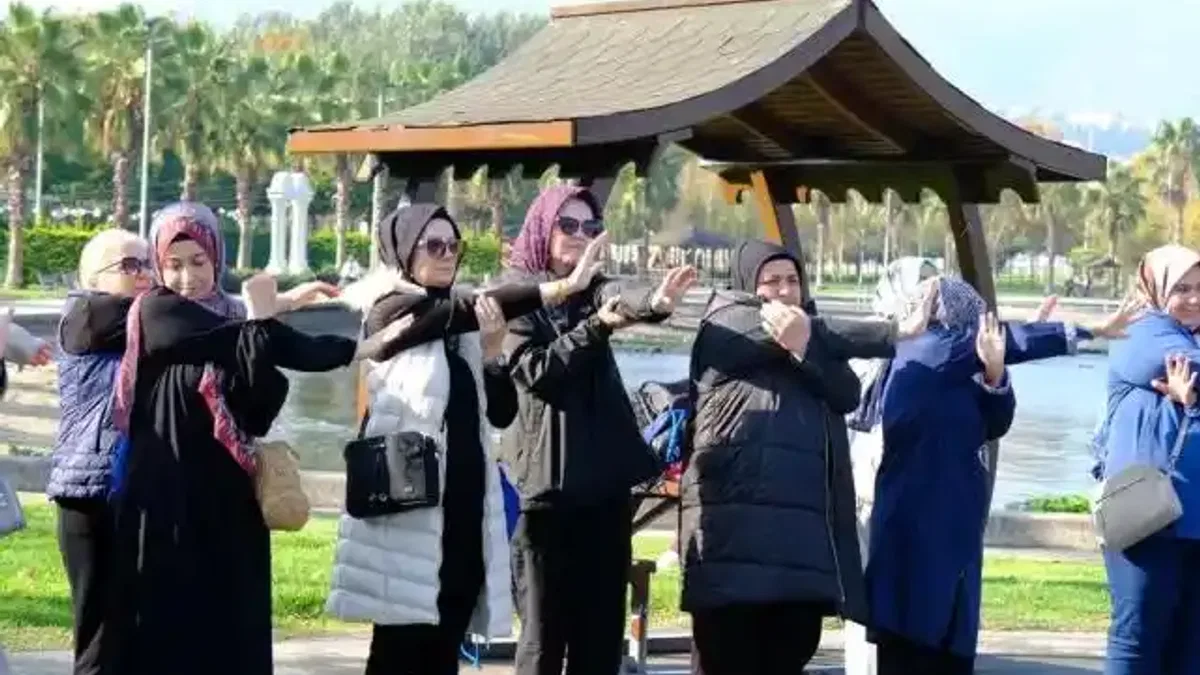Kocaeli’de kadınlara yönelik sağlık yürüyüşü devam ediyor
