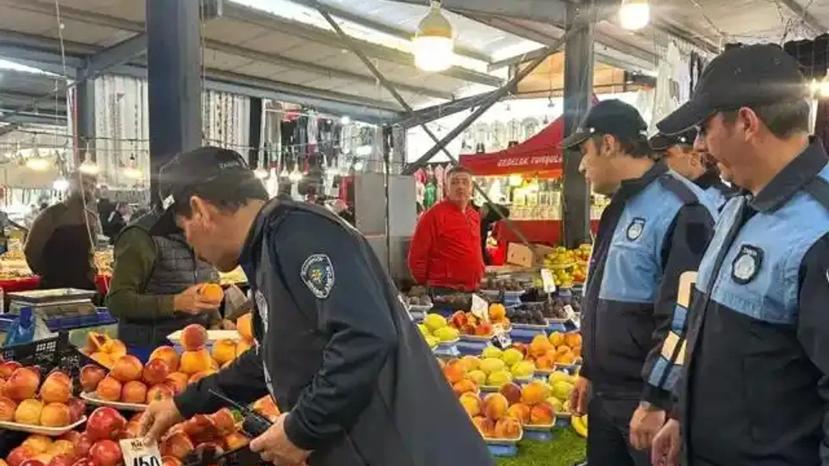 İstanbul Bakırköy’de pazar denetimleriyle güvenli alışveriş dönemi