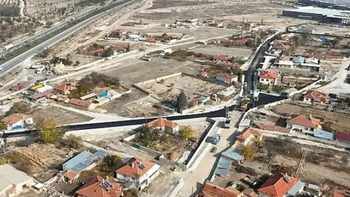 Selçuklu Belediyesi fiziki belediyecilik çalışmalarıyla Selçuklu'ya değer katmaya devam ediyor