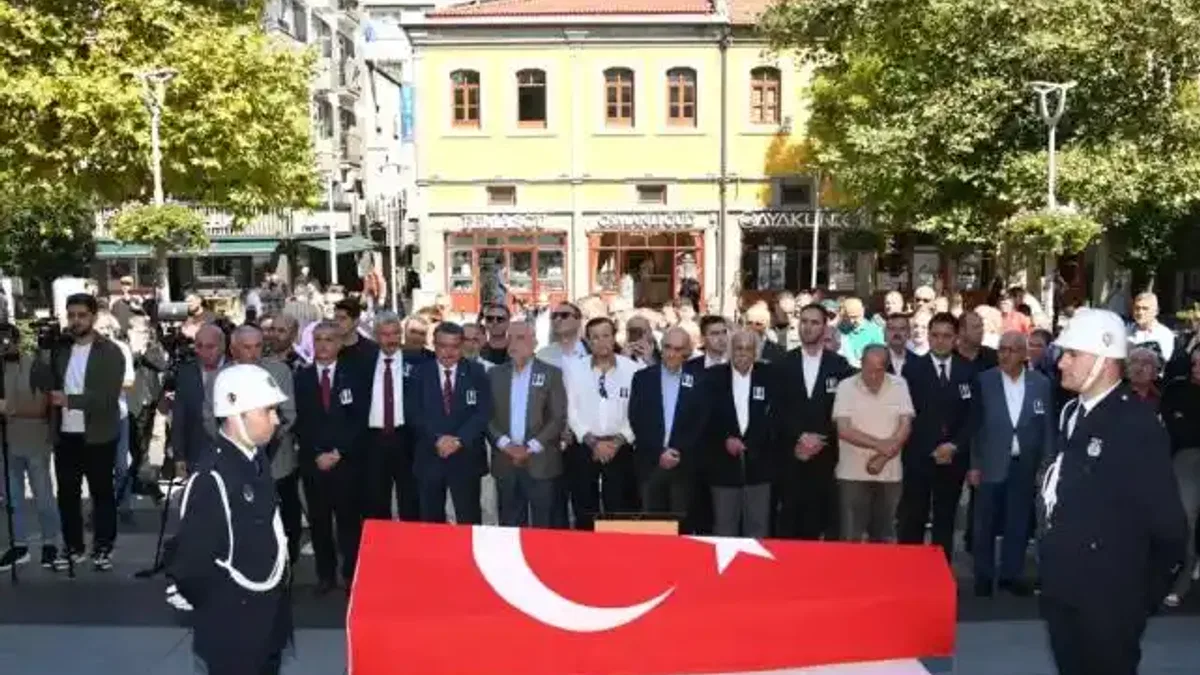 Trabzon’un eski belediye başkanı son yolculuğuna uğurlandı