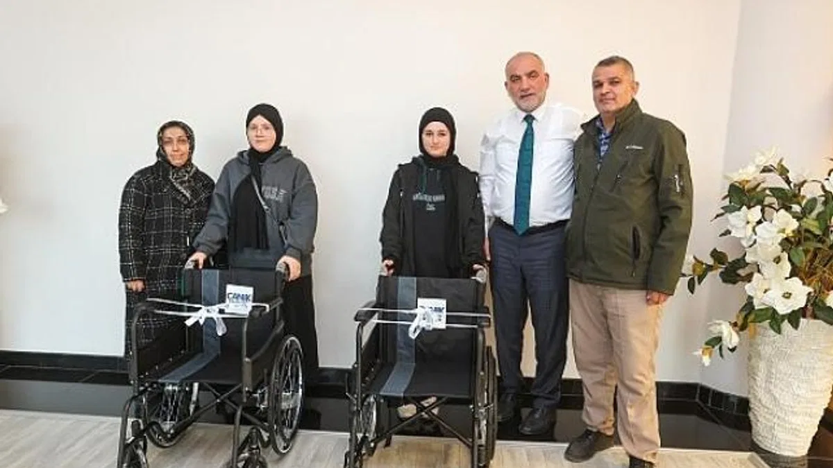 Canik Belediye Başkanı İbrahim Sandıkçı, "Toplumsal farkındalıkla tüm engelleri aşabiliriz" dedi.
