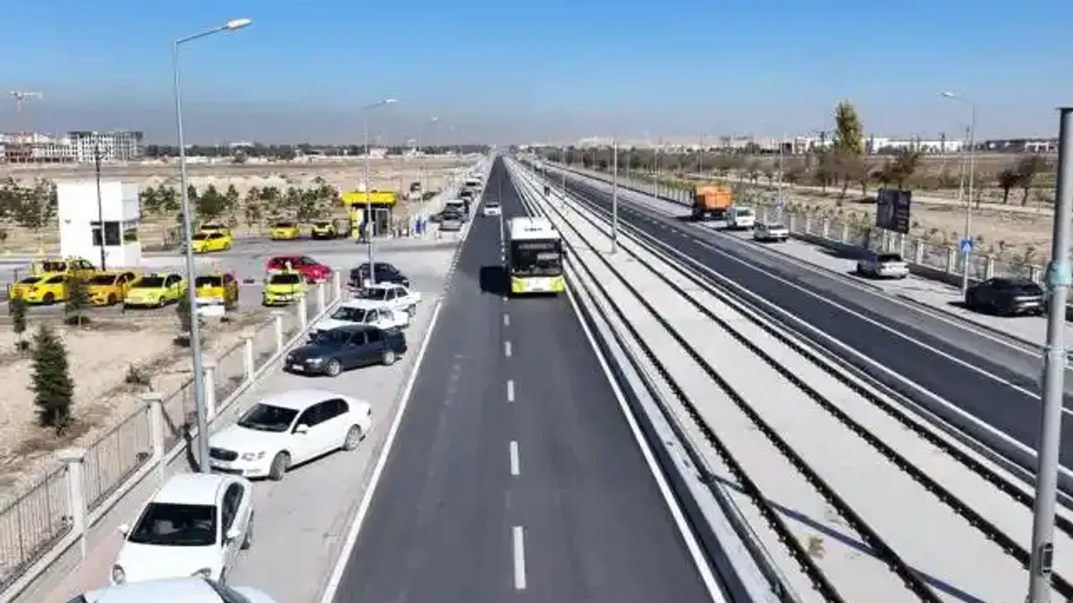 Konya'da Şehit Burak Aydoğan Caddesi trafiğe açıldı