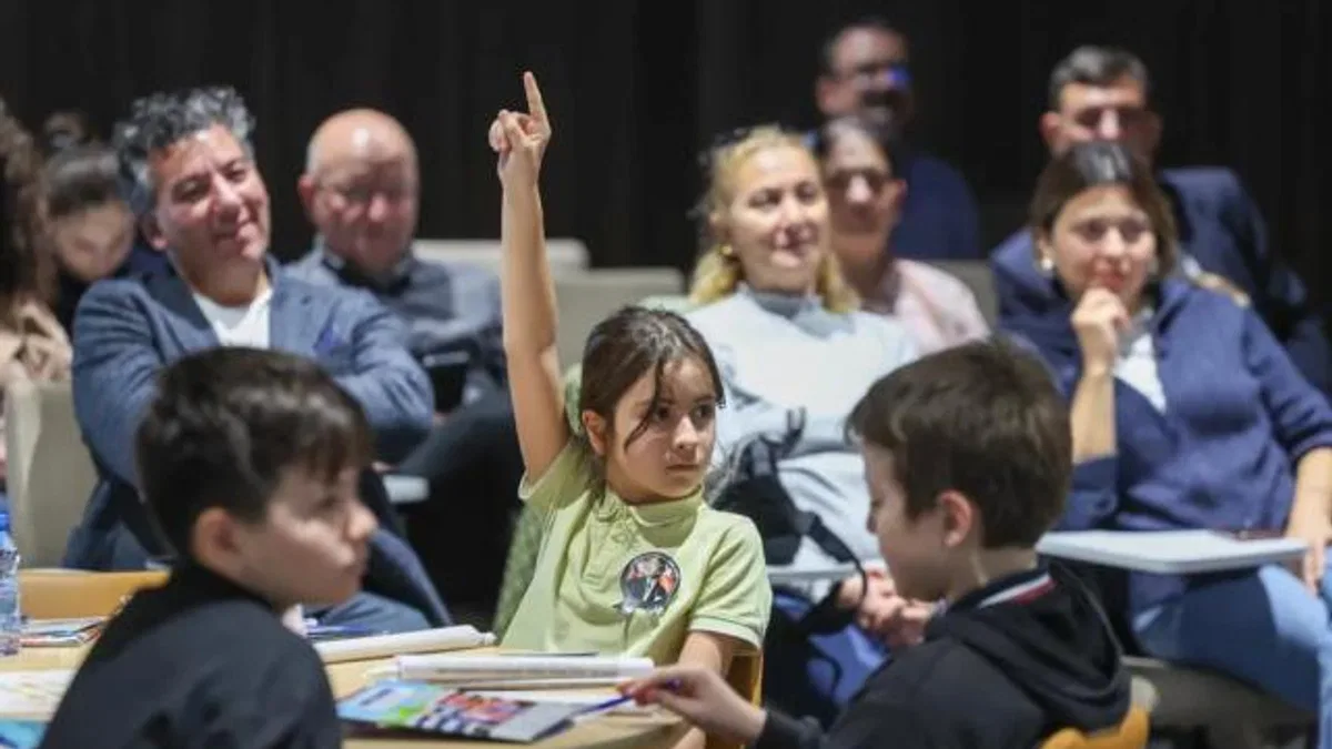 İstanbul Bakırköy'de Çocuk Meclisi'ne ilk adım