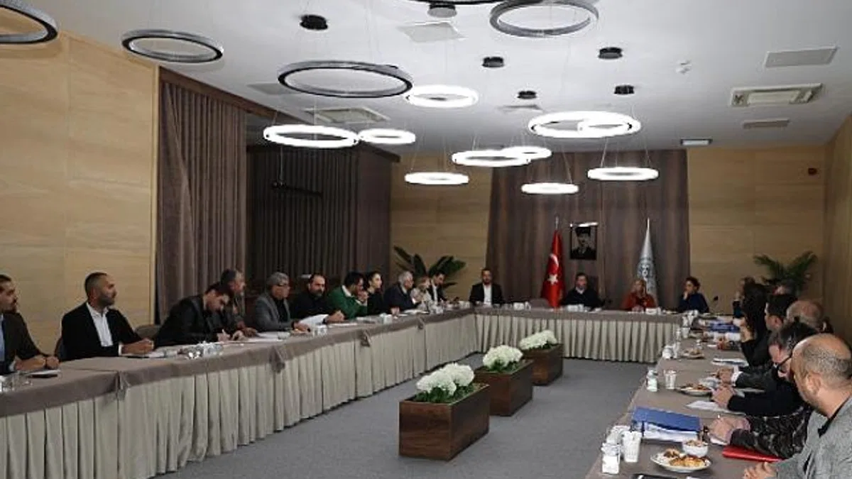 Başkan Aras Deştin İçin Tüm Paydaşlarla Bir Araya Geldi