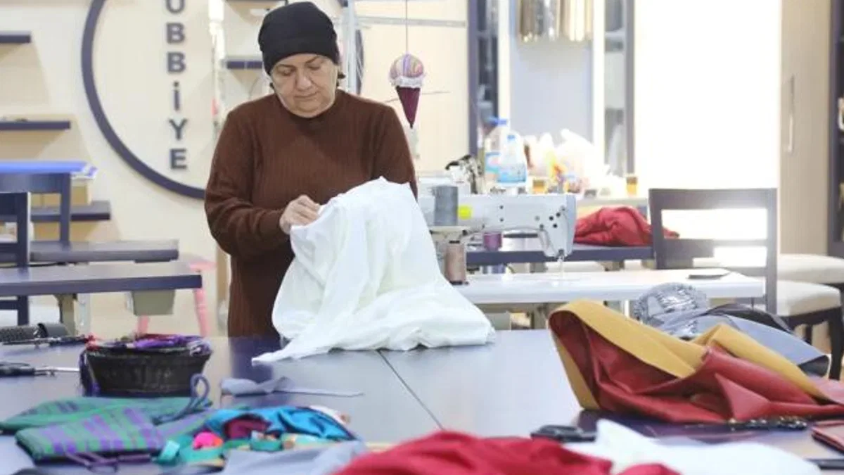 Gaziantep'in saray kumaşı 'kutnu' geleceğe taşınıyor