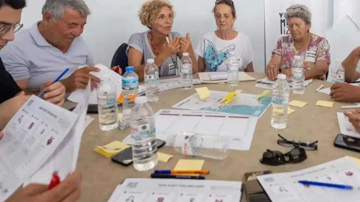 İzmir’de Yurttaş Meclisi dönemi başladı