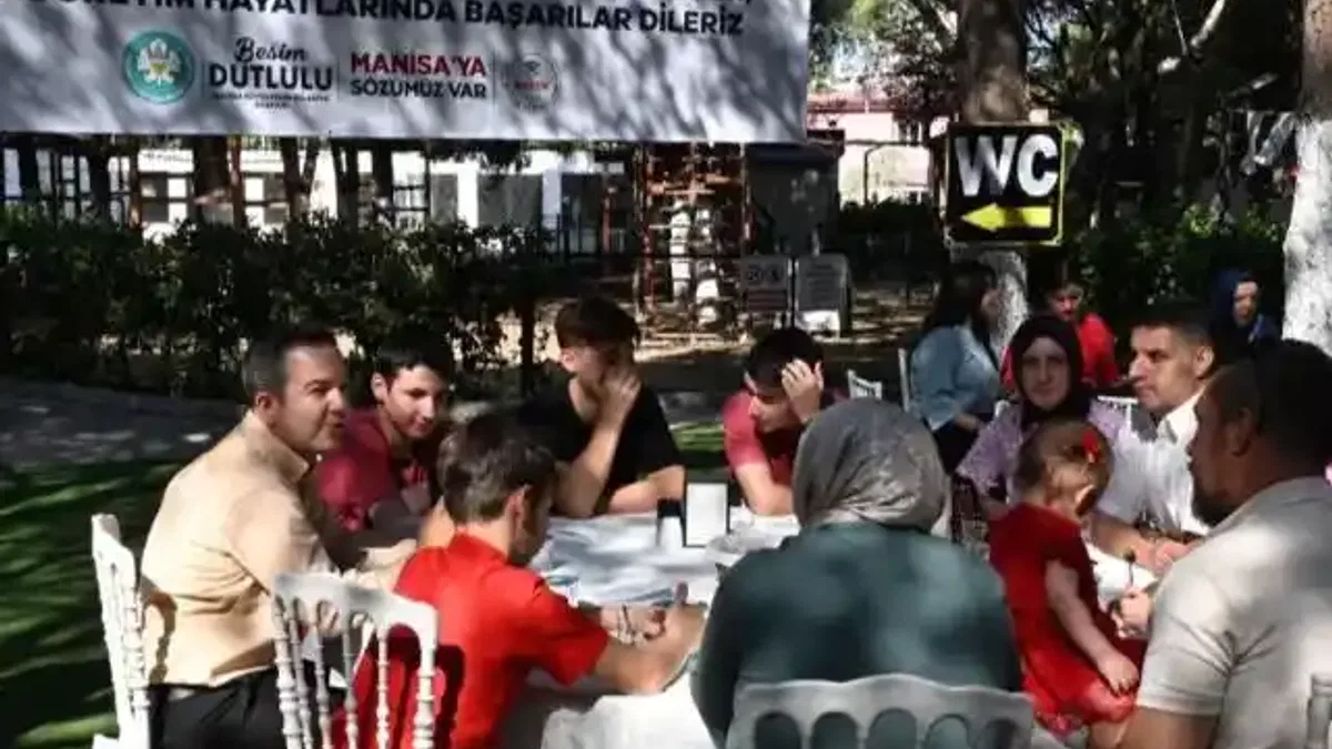 Manisa Büyükşehir’den gençlere güçlü destek
