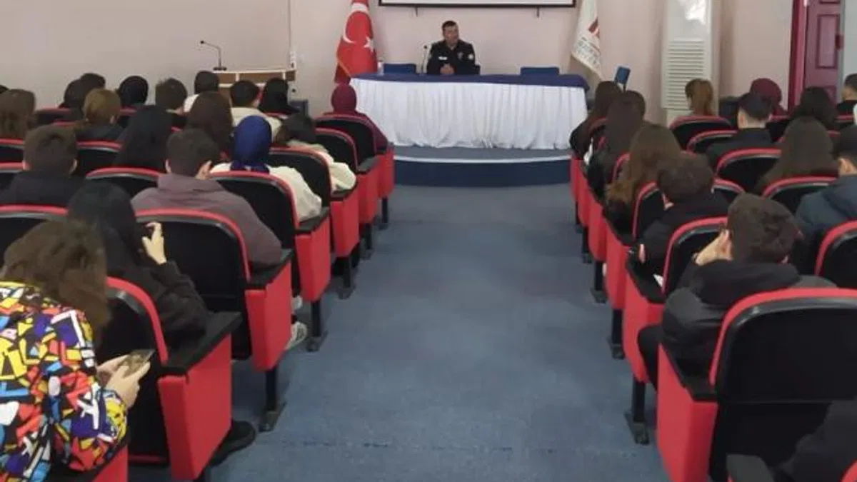 Bilecik Pazaryeri'nde dolandırıcılara karşı birlik!