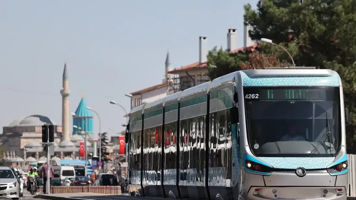 Konya'da ilk kez üniversitelere kayıt yaptıranlara 7 günlük ücretsiz ulaşım hakkı