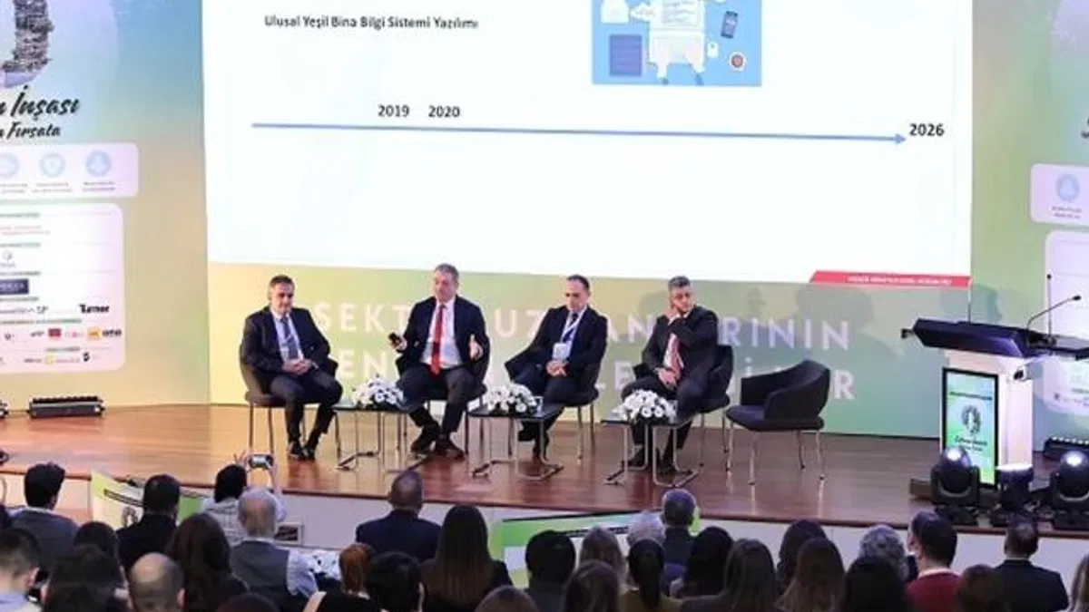 8. Uluslararası Yeşil Binalar ve Şehirler Zirvesi'nde sürdürülebilir gelecek tartışıldı