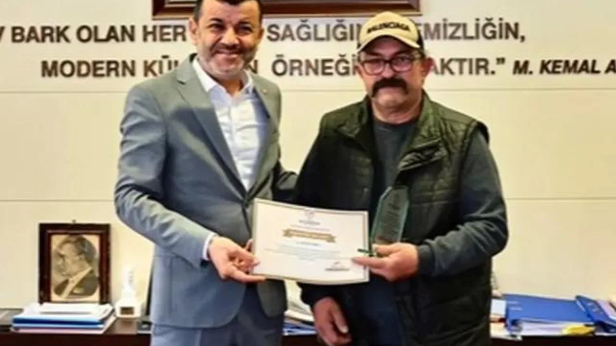 Denizli'de Başkan Çavuşoğlu’ndan kahraman sürücüye teşekkür