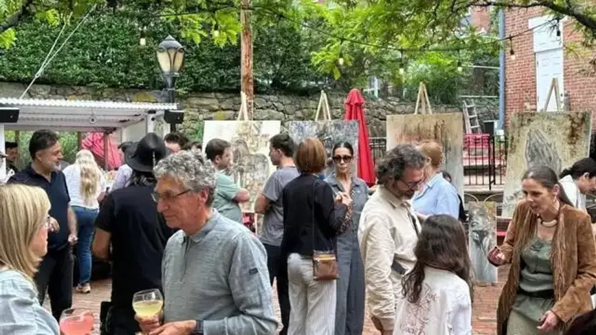 Ünlülerin fotoğrafçısı Koray Kasap'tan New Jersey'de açık hava sergisi