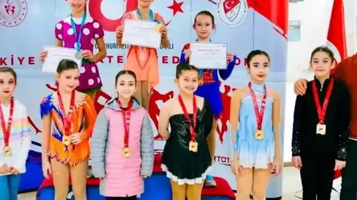 İzmir Büyükşehir Belediyesi Spor Kulübü sporcularından 7 madalya