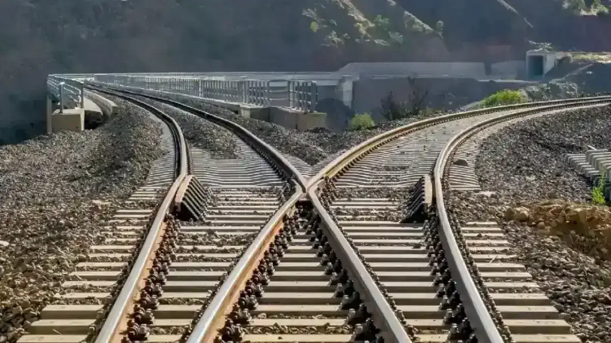 47 Demiryolu hattı kamu hizmeti kapsamına alınıyor