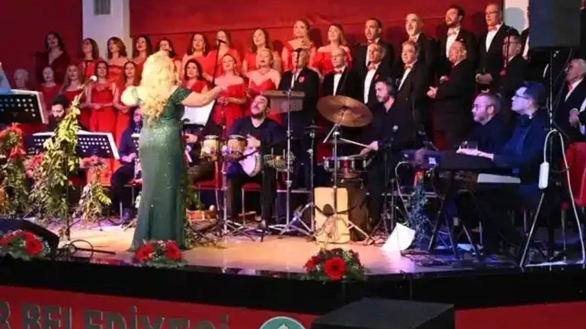 Manisa'da 'Sevgililer Günü'ne özel konser ve etkinlik