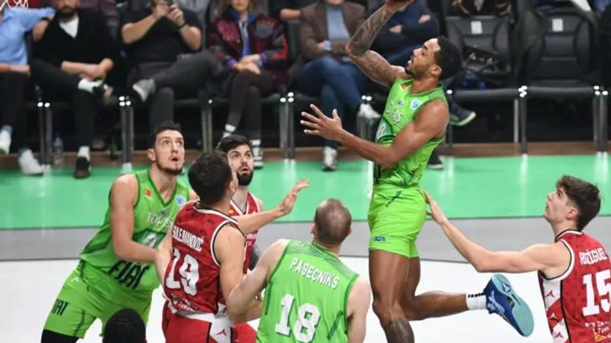 TOFAŞ FIBA Europe Cup İspanya deplasmanında çeyrek final peşinde