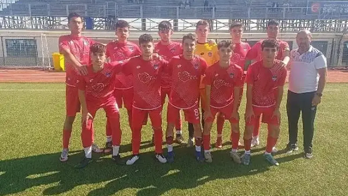Kahramankazan Belediyespor Kulübü Altyapı Takımları sezona hızlı bir başlangıç yaparak rakiplerini farklı skorlarla mağlup etti.