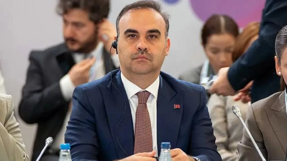 Bakan Kacır: Türkiye, bölgesel kalkınma ile küresel zorlukların üstesinden gelecek