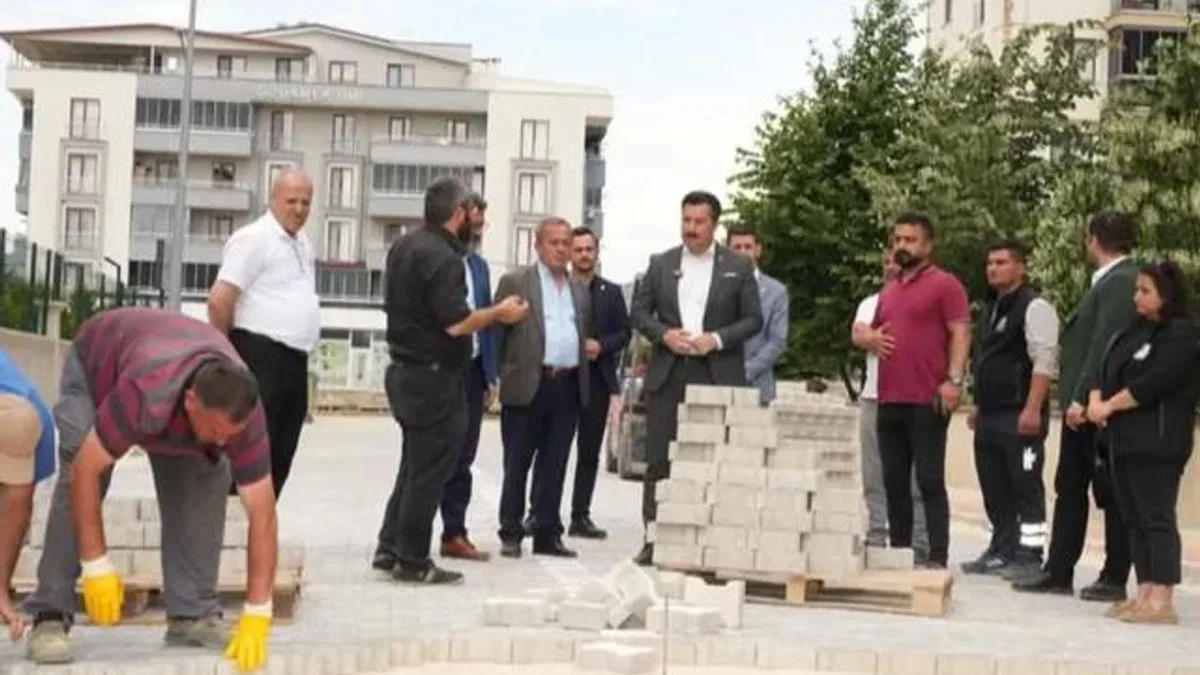 Bursa Yenişehir'de yol çalışmaları hız kesmeden devam ediyor
