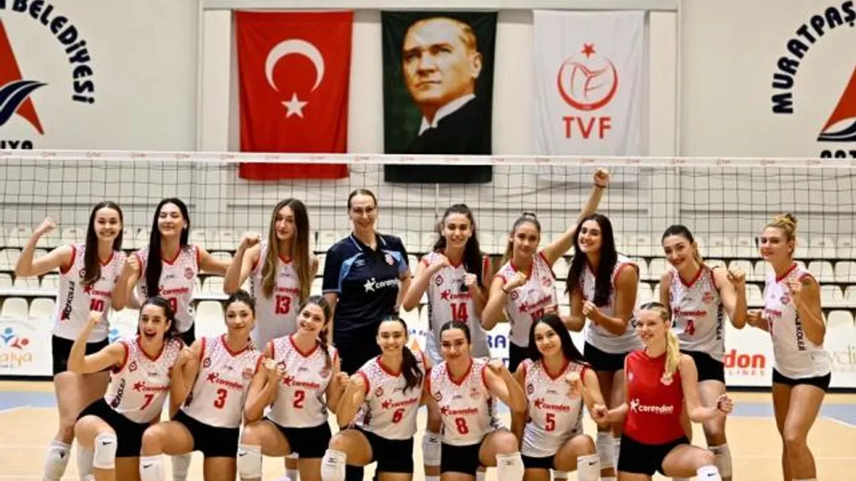 Antalya Muratpaşa Belediyespor çıkışta