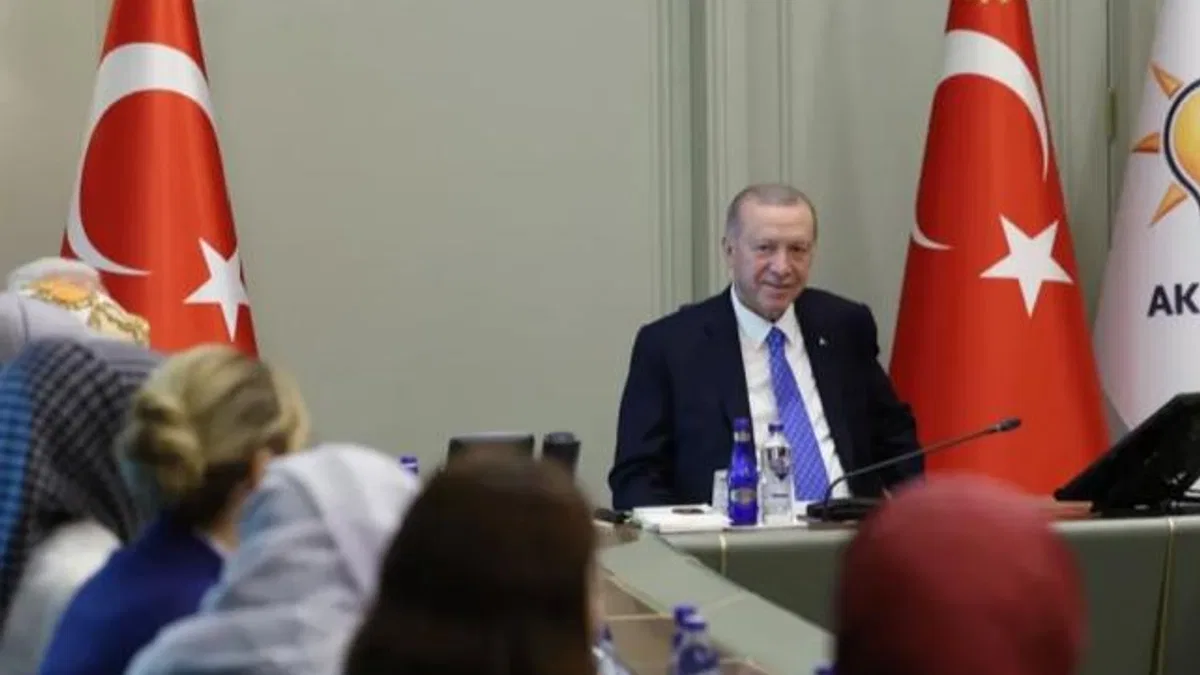 Cumhurbaşkanı Erdoğan, AK Partili kadın belediye başkanlarıyla buluştu