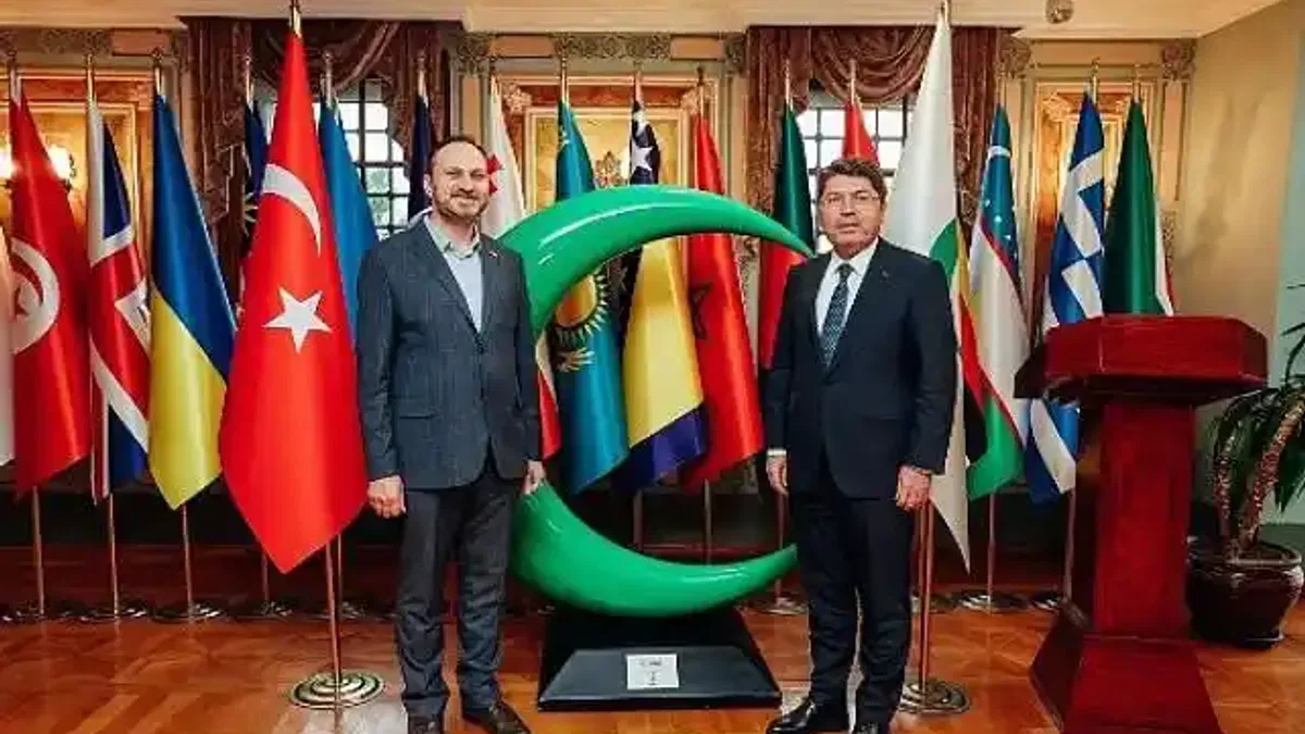 Adalet Bakanı Yılmaz Tunç: ''Sadece uyuşturucu suçlarına yönelik Türkiye genelinde 106 özel cezaevi kuruyoruz.''