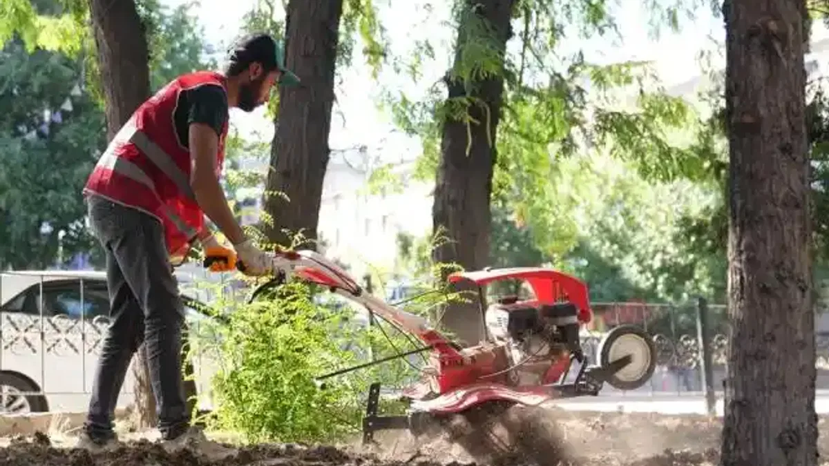 Ankara Keçiören'de park ve bahçelere estetik dokunuş
