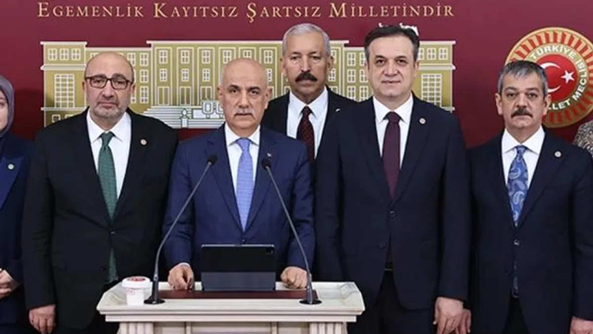 AK Parti’li Kirişci: Keşke Özgür Özel afet bölgesine daha fazla zaman ayırsaydı