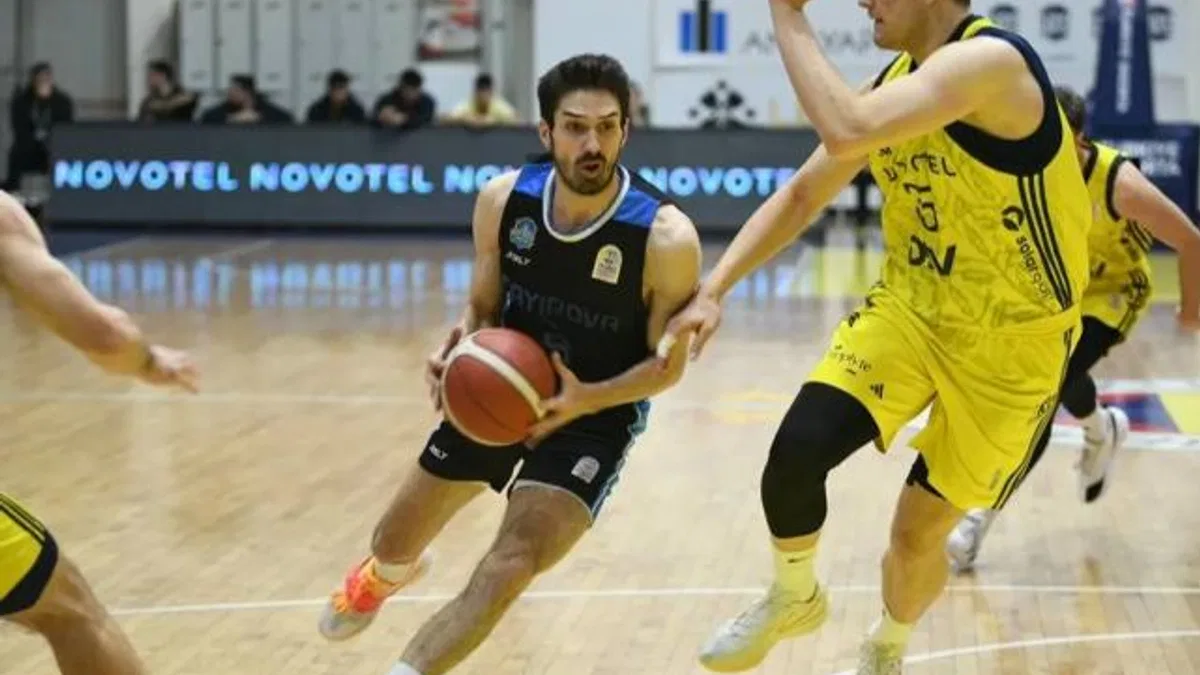 Çayırova, Fenerbahçe Koleji’ni yendi