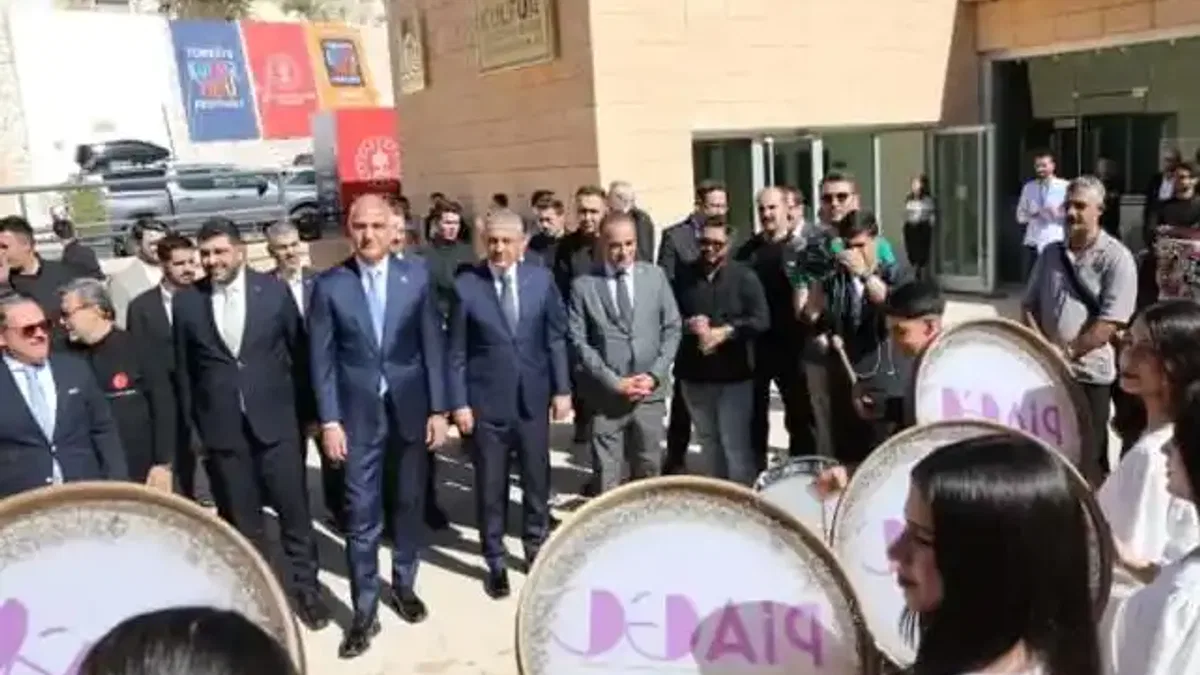 Bakan Ersoy: 2026’da Türkiye Kültür Yolu'na 50 şehir ev sahipliği yapacak