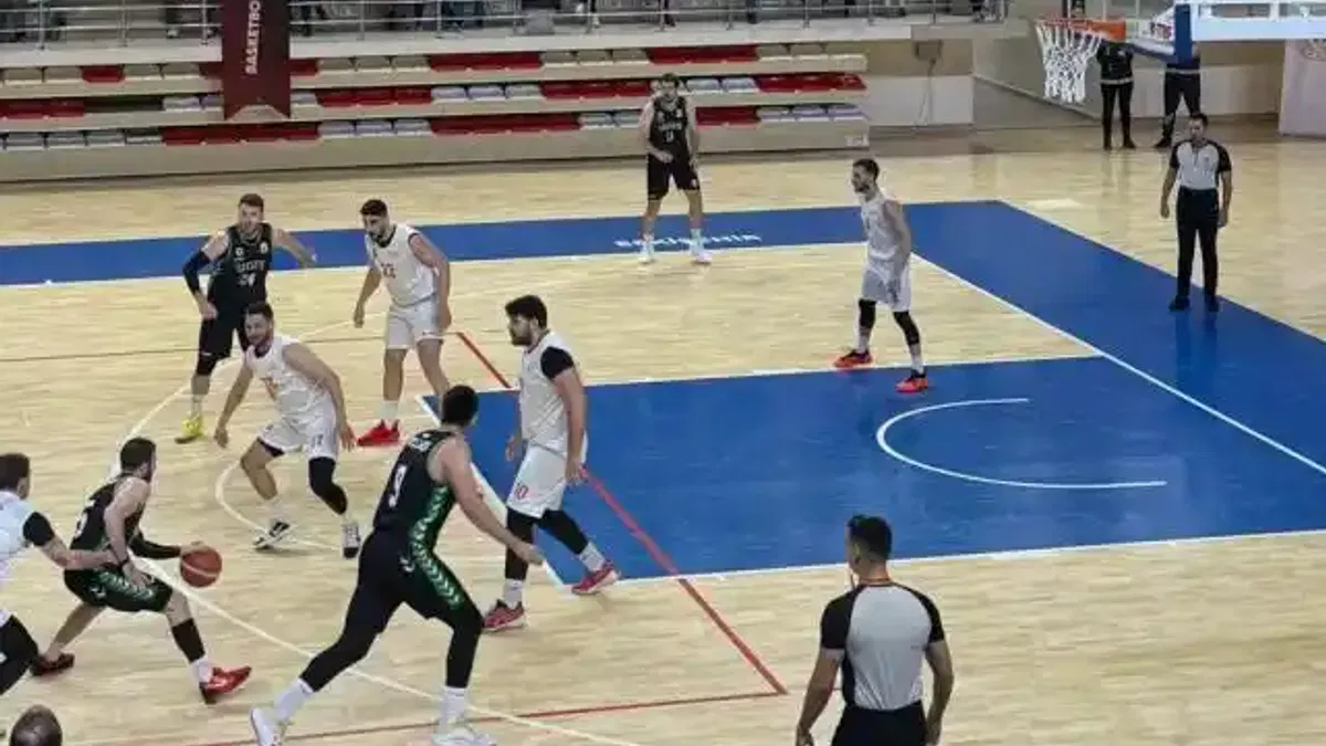 Sakarya'nın devleri Eskişehir deplasmanından namağlup döndü